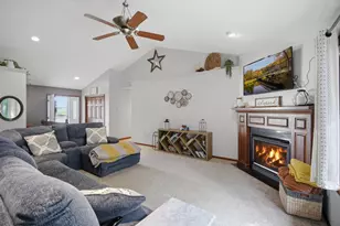 1102 28th St SW, Austin, MN 55912 - Photo 16