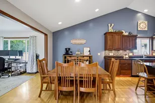1102 28th St SW, Austin, MN 55912 - Photo 12