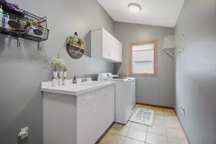 1102 28th St SW, Austin, MN 55912 - Photo 20