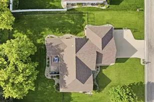 1102 28th St SW, Austin, MN 55912 - Photo 66