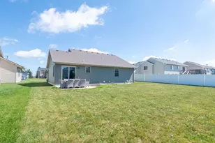 1180 Farmers Ln, Belle Plaine, MN 56011 - Photo 32