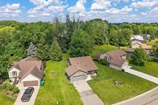 7775 Grinnell Way, Lakeville, MN 55044 - Photo 34