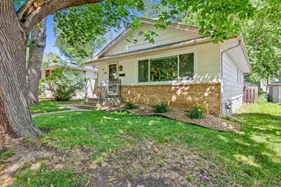 3236 N Indiana Avenue N, Robbinsdale, MN 55422 - Photo 2