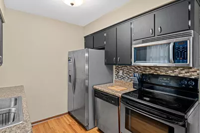 3236 N Indiana Avenue N, Robbinsdale, MN 55422 - Photo 12