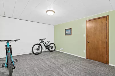 3236 N Indiana Avenue N, Robbinsdale, MN 55422 - Photo 24