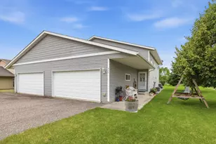 840 Cleveland Ave SW, Hutchinson, MN 55350 - Photo 1