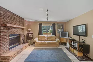 9211 Upland Ln N, Maple Grove, MN 55369 - Photo 20