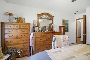 1200 18th Ave NW, Austin, MN 55912 - Photo 20