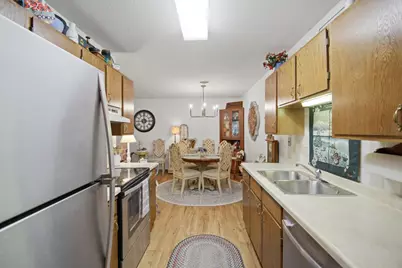 1200 18th Avenue NW #105, Austin, MN 55912 - Photo 4
