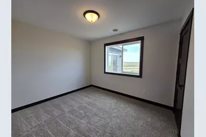 450 Stoneridge Lane NE, Owatonna, MN 55060 - Photo 8