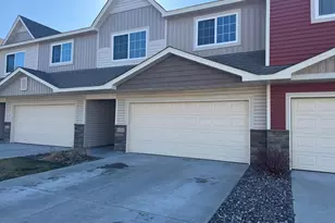 8654 Gateway Cir, Monticello, MN 55362 - Photo 2