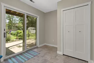 1276 County Rd C E, Maplewood, MN 55109 - Photo 24
