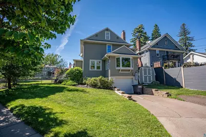 3 E College Street, Duluth, MN 55812 - Photo 2