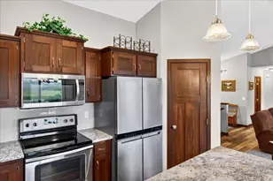 1226 Olivia St SE, New Prague, MN 56071 - Photo 14