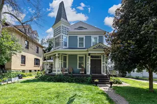 546 Ashland Ave, Saint Paul, MN 55102 - Photo 2