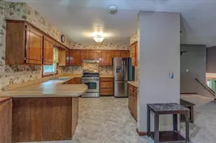 1122 Jerry Ave, Durand, WI 54736 - Photo 6