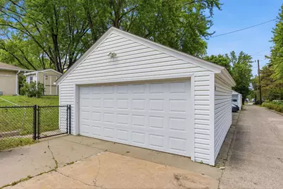 3426 Zenith Avenue N, Robbinsdale, MN 55422 - Photo 38