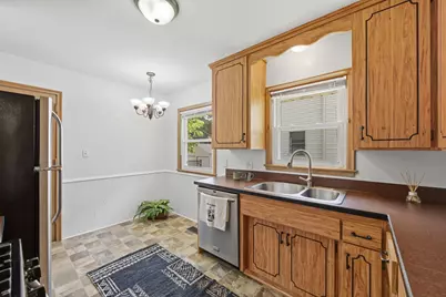 3426 Zenith Avenue N, Robbinsdale, MN 55422 - Photo 10
