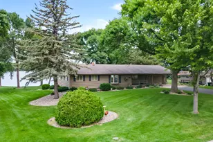 830 Lakewood Dr S W, Hutchinson, MN 55350 - Photo 6