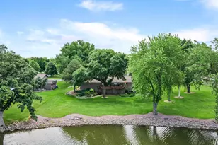 830 Lakewood Dr S W, Hutchinson, MN 55350 - Photo 1