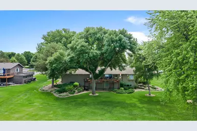 830 Lakewood Drive SW, Hutchinson, MN 55350 - Photo 64