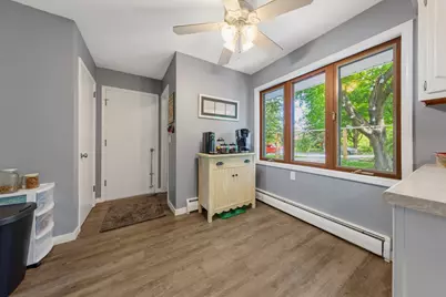 406 Ivanhoe Avenue W, Northfield, MN 55057 - Photo 16