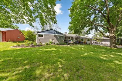 406 Ivanhoe Avenue W, Northfield, MN 55057 - Photo 4