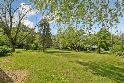 406 Ivanhoe Avenue W, Northfield, MN 55057 - Photo 8