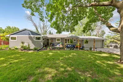 406 Ivanhoe Avenue W, Northfield, MN 55057 - Photo 2
