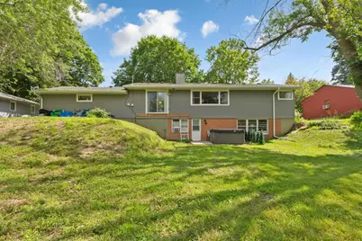 406 Ivanhoe Avenue W, Northfield, MN 55057 - Photo 6