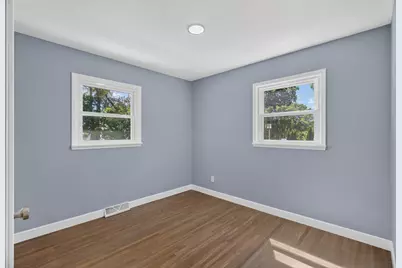 2115 E River Road NE, Rochester, MN 55906 - Photo 14