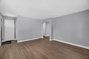 2115 E River Rd NE, Rochester, MN 55906 - Photo 8