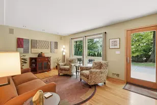 18416 Ridgewood Rd, Minnetonka, MN 55391 - Photo 4