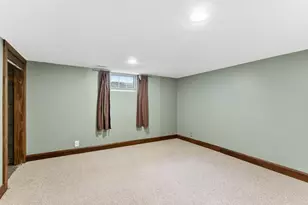 8221 Blaisdell Ave S, Bloomington, MN 55420 - Photo 20