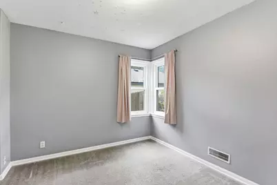 8221 Blaisdell Avenue S, Bloomington, MN 55420 - Photo 14