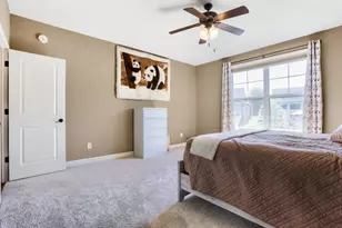 10734 Kingsfield Ln, Woodbury, MN 55129 - Photo 18