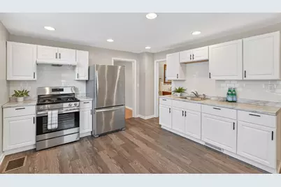 1074 Galtier Street, Saint Paul, MN 55117 - Photo 18