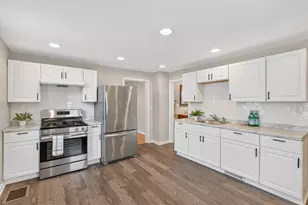 1074 Galtier St, Saint Paul, MN 55117 - Photo 18