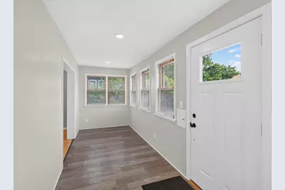 1074 Galtier Street, Saint Paul, MN 55117 - Photo 4