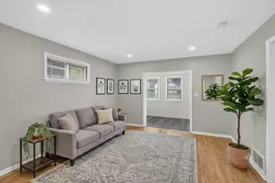 1074 Galtier St, Saint Paul, MN 55117 - Photo 10