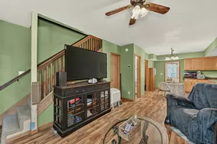 313 Cherry St W, Mazeppa, MN 55956 - Photo 12
