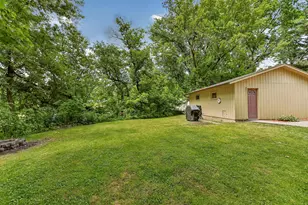 313 Cherry St W, Mazeppa, MN 55956 - Photo 24