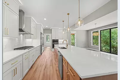 4044 Merriam Road, Minnetonka, MN 55305 - Photo 12