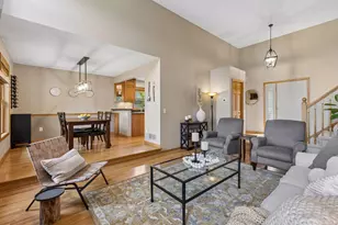8625 Rosewood Ln N, Maple Grove, MN 55369 - Photo 12