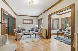 1464 Chelmsford St, Saint Paul, MN 55108 - Photo 4