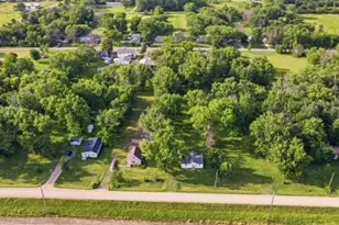 1309 28th Ave NE, Austin, MN 55912 - Photo 1