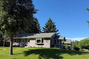 1309 Wincrest Dr, Winona, MN 55987 - Photo 1
