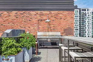 250 Park Ave, Minneapolis, MN 55415 - Photo 24