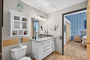 250 Park Ave, Minneapolis, MN 55415 - Photo 14