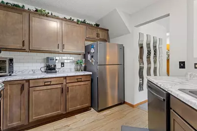 2636 101st Lane N, Brooklyn Park, MN 55444 - Photo 8